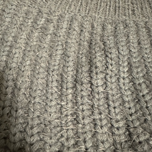 Dynamite NWT Off-Shoulder Sweater - Picture 3 of 4